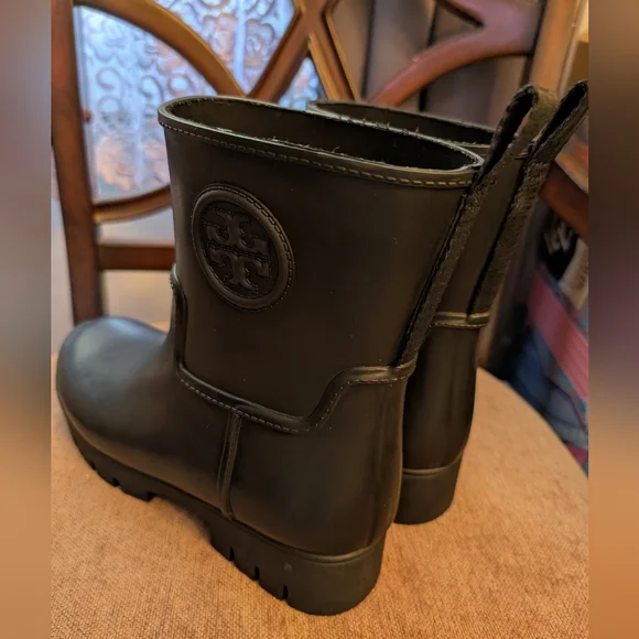 Tory Burch Ankle Rain Boots - Picture 8 of 9